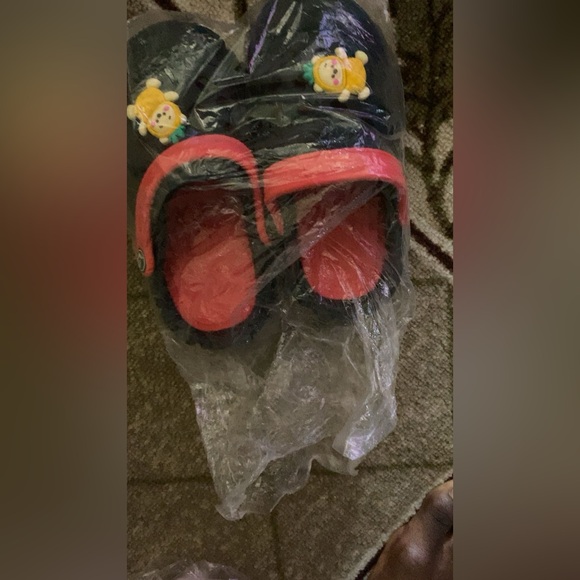 Clogs - Picture 3 of 4